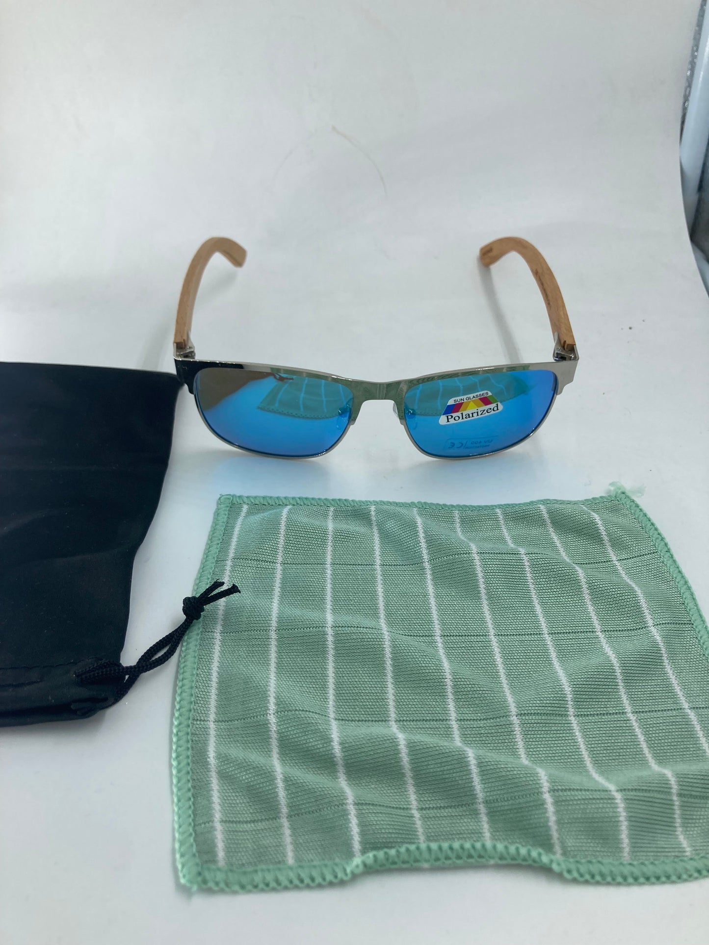 21. Sonnenbrille, Bügel aus Bambus und holz größ blau mit meatallrahmen - scharz linse - bambus bügel - polarized und uv400 schutz